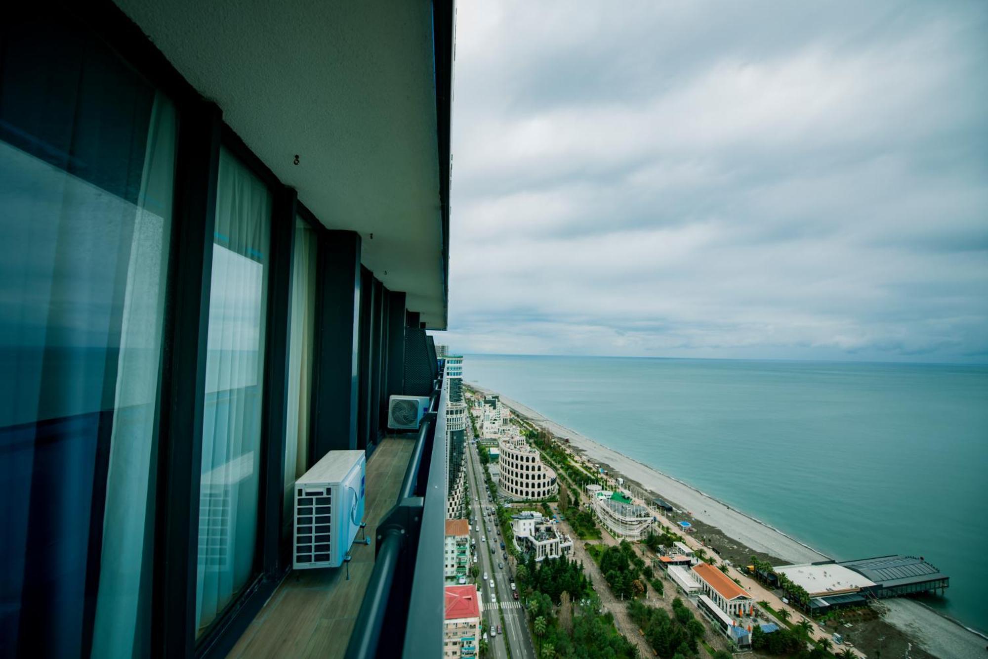 באטומי Sea View Apartments In Orbi City מראה חיצוני תמונה
